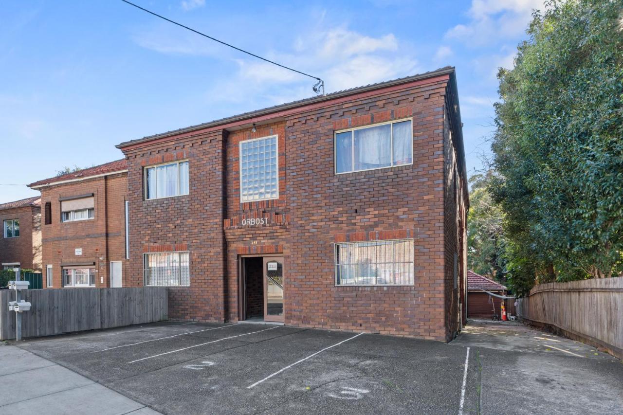 Burwood Newly Renovated 2 Bedroom